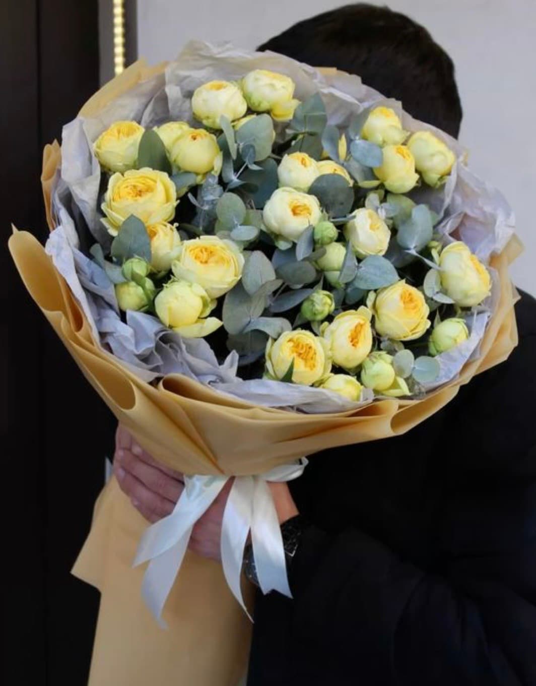 ნაზი ყვითელი